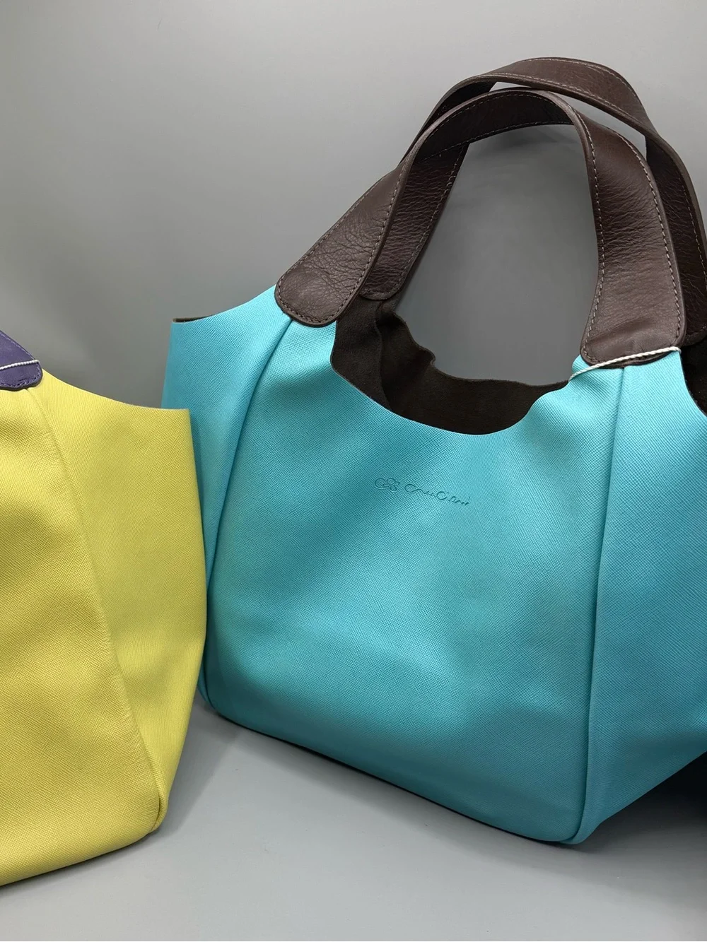 N/A stylish turquoise